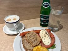 Not many food options at breakfast time 