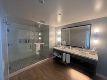 Full bath (additional half bath not pictured)