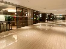 Scotts Lounge and Straits Kitchen at the far end 