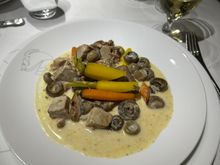 Veal blanquette-style 