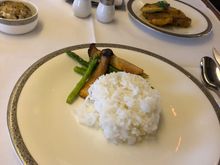 I chose to have the Thai-style chicken meal as an app as I don't eat seafood.