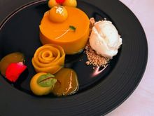 Mango panda cotta. Too much mango. Too little smoked coconut ice-cream. Tastes imbalanced. 