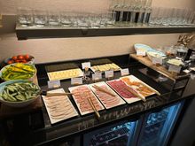 Lounge Breakfast