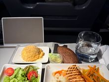 Salmon with chipotle sauce, sweet corn cake with crispy quinoa (?????)
