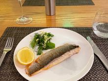 Bass with Penfolds Chardonnay. Bass could have been crispier, but still decent. 