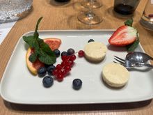 Petite cheesecakes with grapefruit