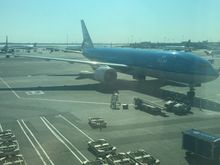 KLM 777