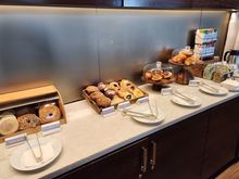 Regency Club breakfast