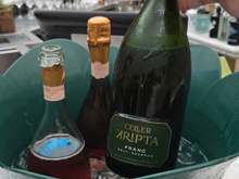 Free flow brut and rose cava