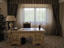Presidential Suite - Living Room desk