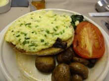 LHR HND breakfast