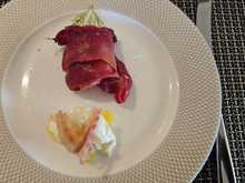 Beetroot Salmon Gravadlax, sour cream