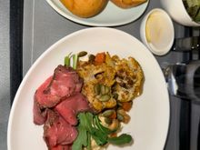 Starter - Roast Beef with chickpea