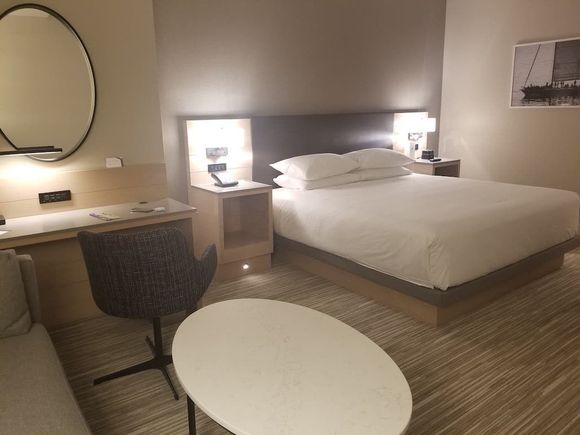 The bed with 8 light switches