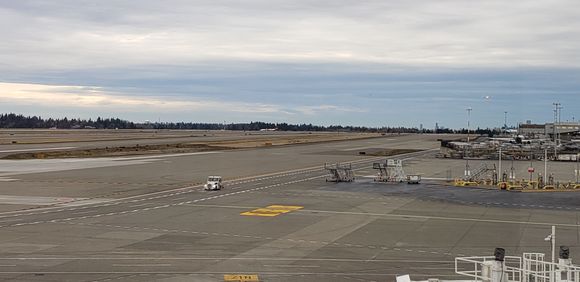 Departing Aircraft SEA 12/07 2:30 PM
