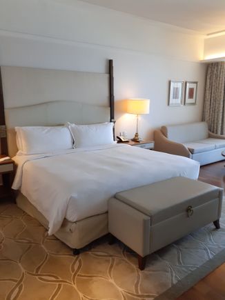 Bed and setee ( can be made to a pullout bed )