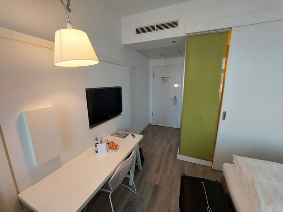 Premium Room (Superior Room) / Indigo Berlin Ku'damm