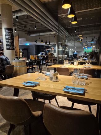 Partially view of the dining area