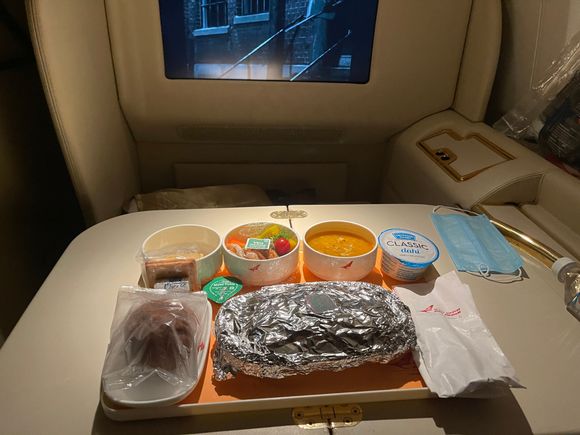 Lunch before landing 