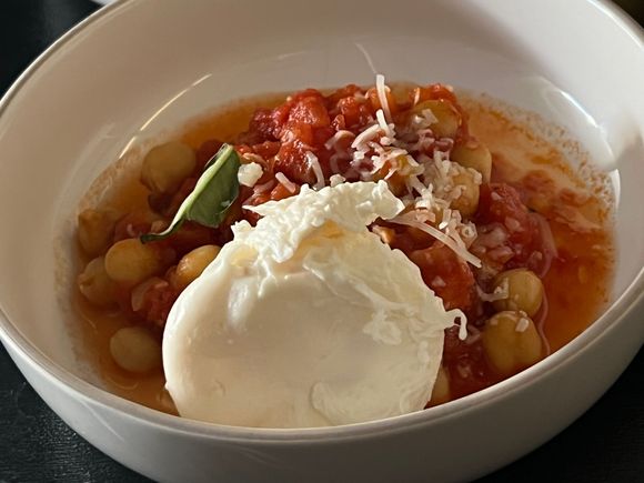 Poached egg with chickpeas