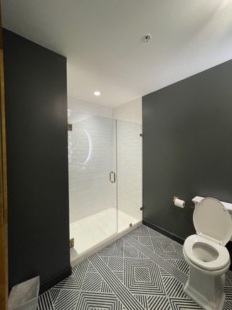 Big shower... about 5' x 3'.