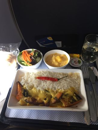 CE inbound Band 4, AVML and HNML: Pumpkin curry and a mango rice pudding with the usual starter. Pretty decent but could’ve done with more sauce.