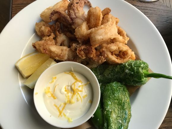 Small plate: excellent calamari (crispy and not chewy!)
