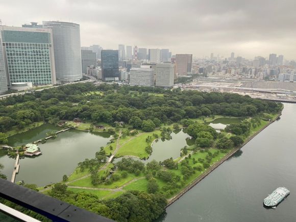 Hamarikyu garden view and looking at the Conrad in the tower to the left (with former Tsukiji market space in the distance)