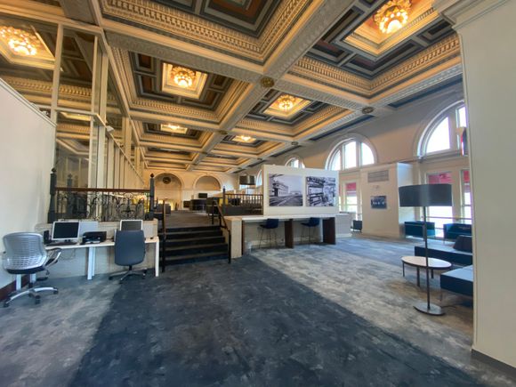 Boston Amtrak Lounge