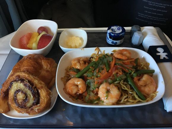 I’m not sure why they are serving breads with a savory Asian entree.