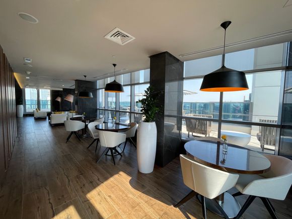 Club lounge