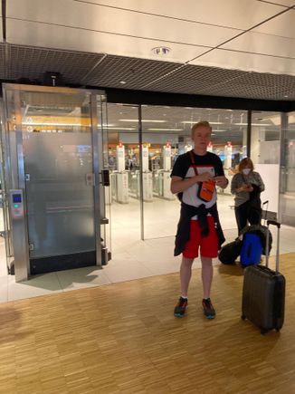 We made it through passport control via the E-gates 