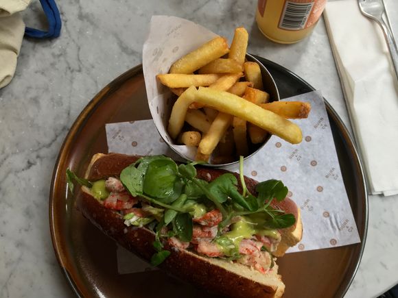 Crayfish sandwich with fries