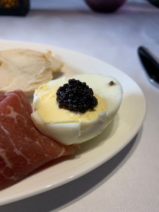 close up on the vegan caviar. 