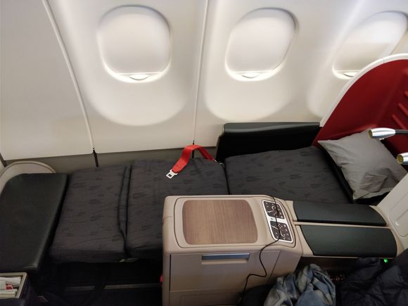 Flat seat mode on TK's business class seat