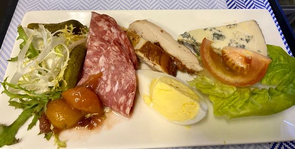 Brunch: smoked chicken, Milano salami, egg, Cashel Blue cheese, kumquat and pear chutney