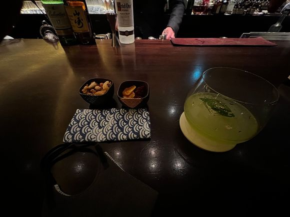 Gin Smash at The Bar 