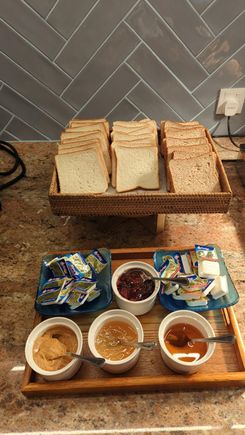Breakfast at Kuang's Café - Bread and spreads, peanut butter tastes like Skippy