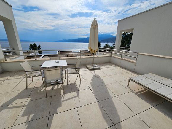 Huge terrace!