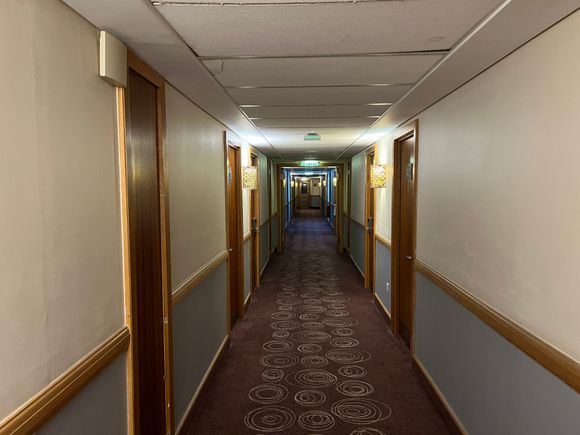 Hilton Watford corridor (not pictured: strong smell of cannabis wafting about)
