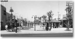 Downtown Burbank in the 70's
(The Golden Mall)