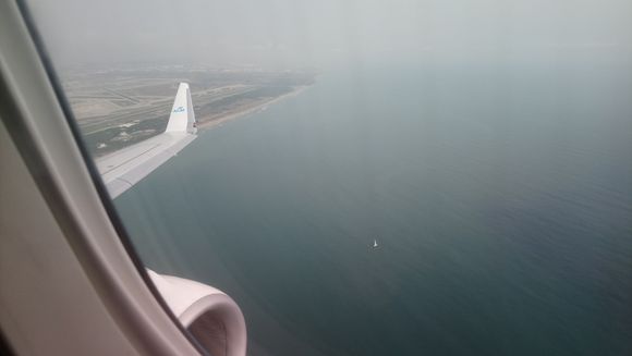 Hazy! (E75), BCN-AMS. March 2021