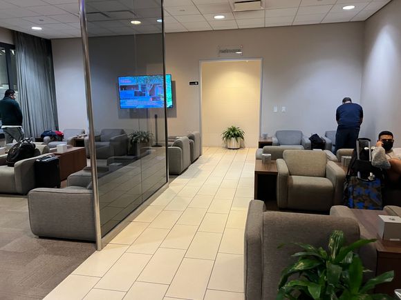 KLM Crown Lounge: Seating