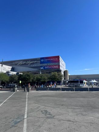 Huh, I'm really here.. 