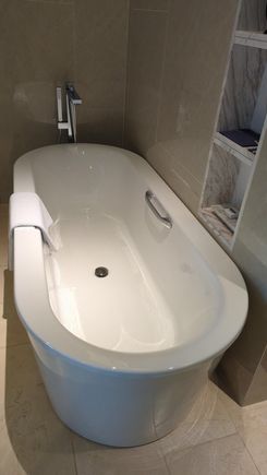 Bathtub