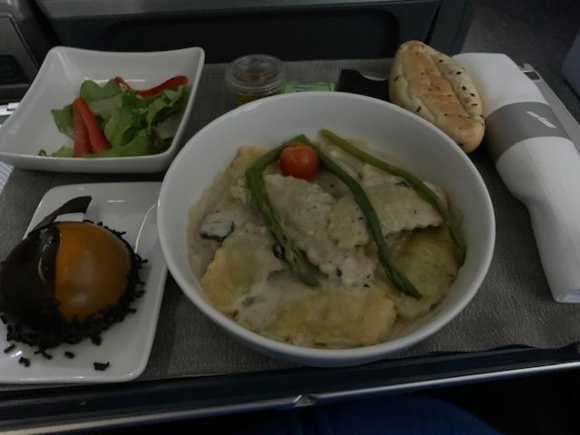 Mushroom pasta was very gummy.  Desert was excellent.