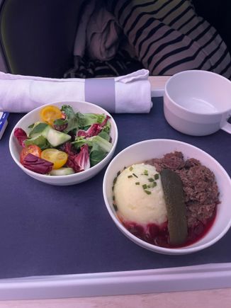 The arrival meal was your standard Finnish delicacy of sautéed reindeer known as Poronkäristys.