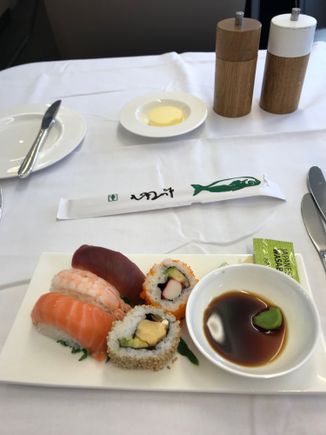 Sushi on the ZRH-NRT