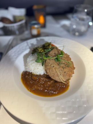 Brunch - continued with the Japanese beef hamburg from the late night menu. This was okay-ish not bad at all but nothing too special either, more comfort food for me.