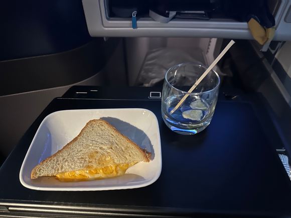 Hot Snack | Grilled Cheese Toastie